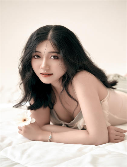 《枪手之情》角色研究：主角的成长历程与心路变化 展现表演艺术的魅力